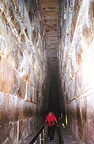 Interior of the stairway up to the King's Chamber inside the great pyramid of Cheops. Copyright: Judith Fein.