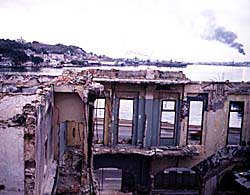 Copyright Victoria Brooks 1998.